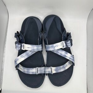 Women’s Chaco Sandals Size 6